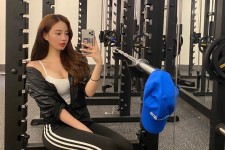 迁西我是一名瑜伽锻练外加兼职模特(我是一名瑜伽锻练外加兼职模特小说)