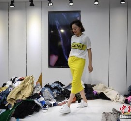 迁西兼职模特试衣服(兼职做试衣模特好吗)
