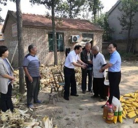迁西关于宋叔带老伴游中国的信息