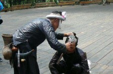 迁西欲带老伴游遍中国(带着老伴去旅游)