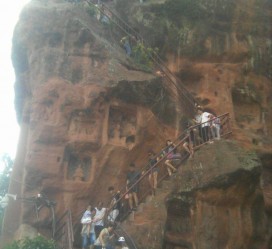 迁西乐山旅游攻略(乐山旅游攻略自由行路线推荐)
