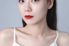迁西兼职模特要打点模卡吗(兼职做模特要交钱拍模卡)