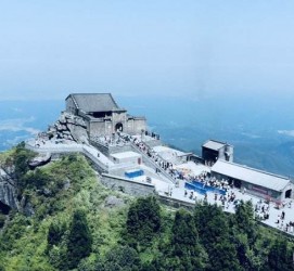 迁西湖南旅游攻略(武汉到湖南旅游攻略)