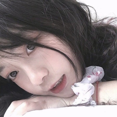 迁西伴游女生柳依依的资料