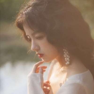 迁西伴游女生雷花蕊的资料