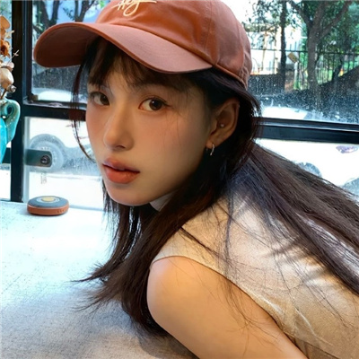 迁西伴游女生杨梦研的资料