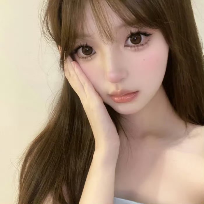 迁西伴游女生星晚的资料