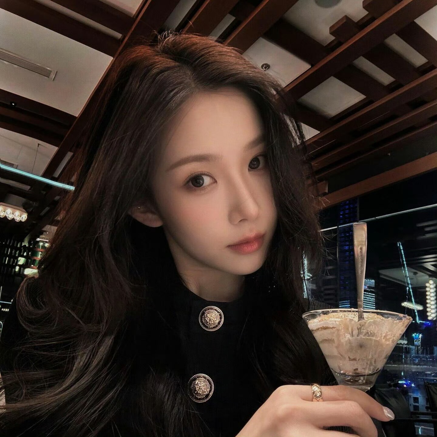 迁西伴游女生周晓雯的资料