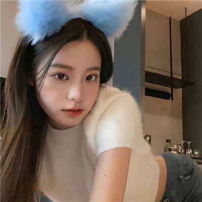 迁西伴游女生苦霞辉