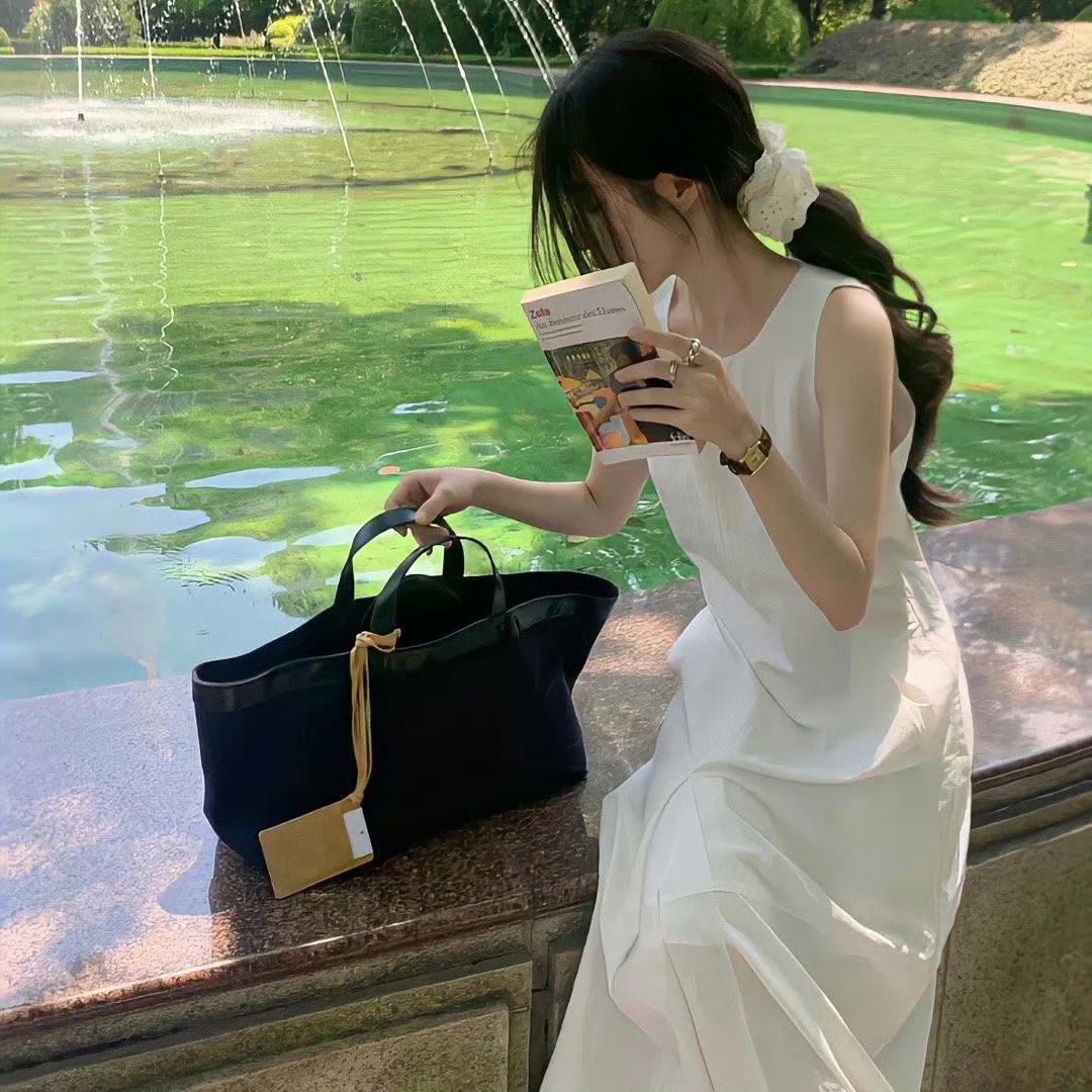 迁西艺术伴游女生 | 芮美的资料